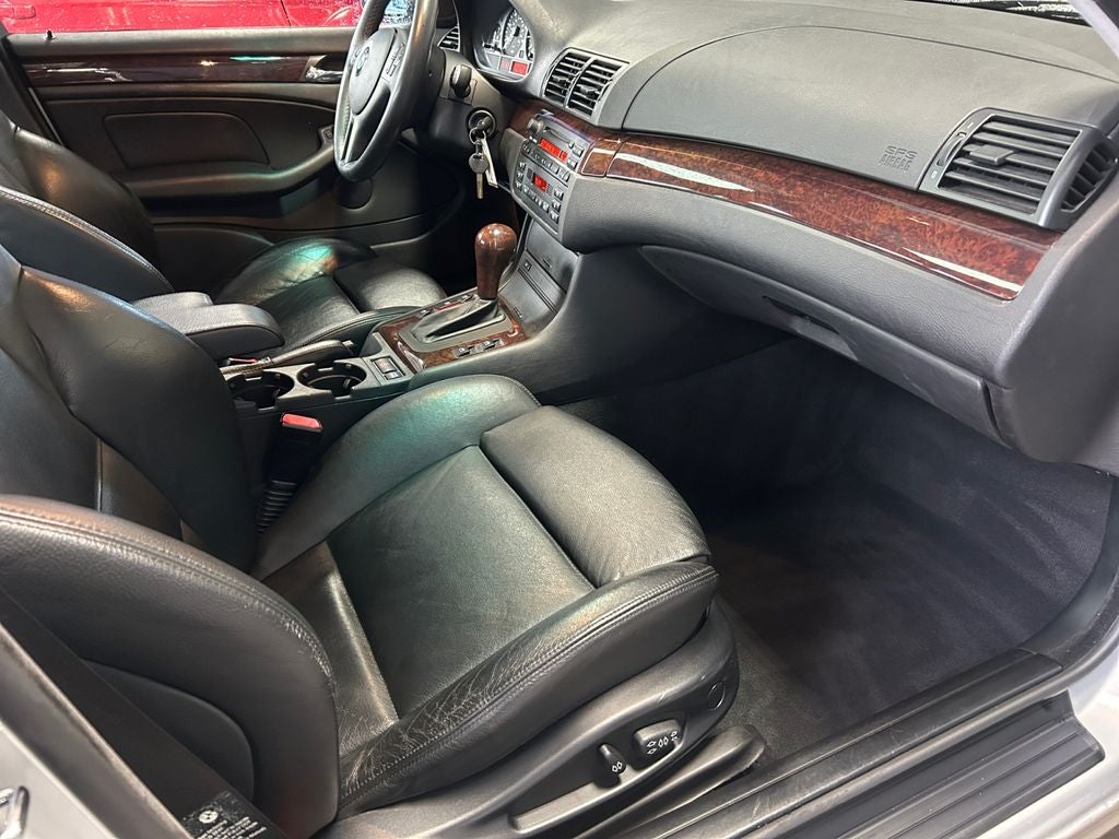 2003 BMW 3 Series 325i