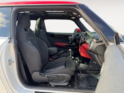 2016 MINI John Cooper Works Base