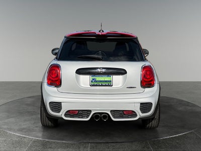 2016 MINI John Cooper Works Base
