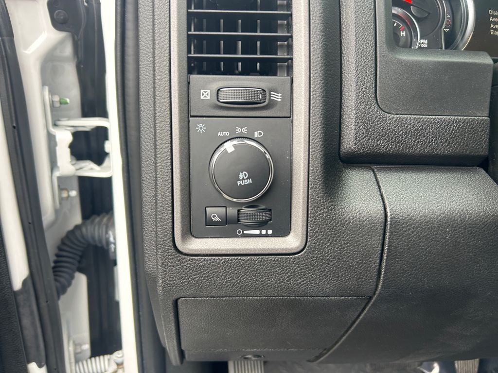 2022 RAM 1500 Classic Express