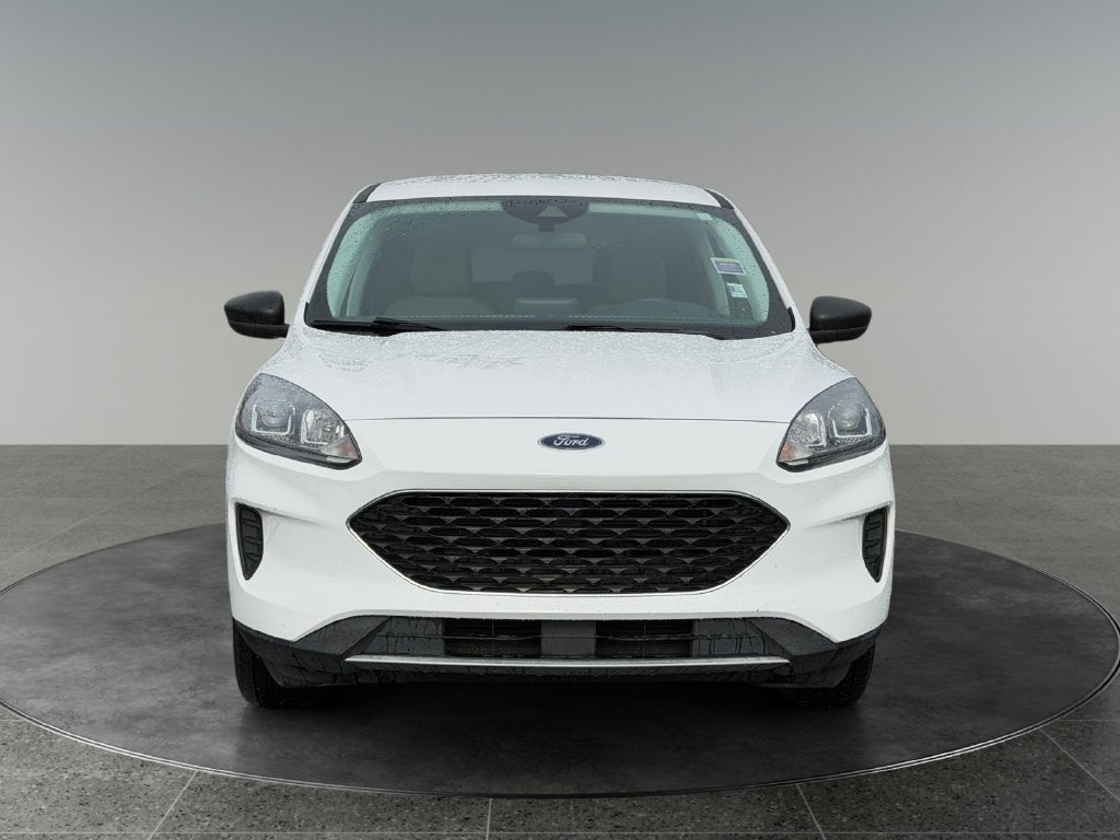 2022 Ford Escape Hybrid SE