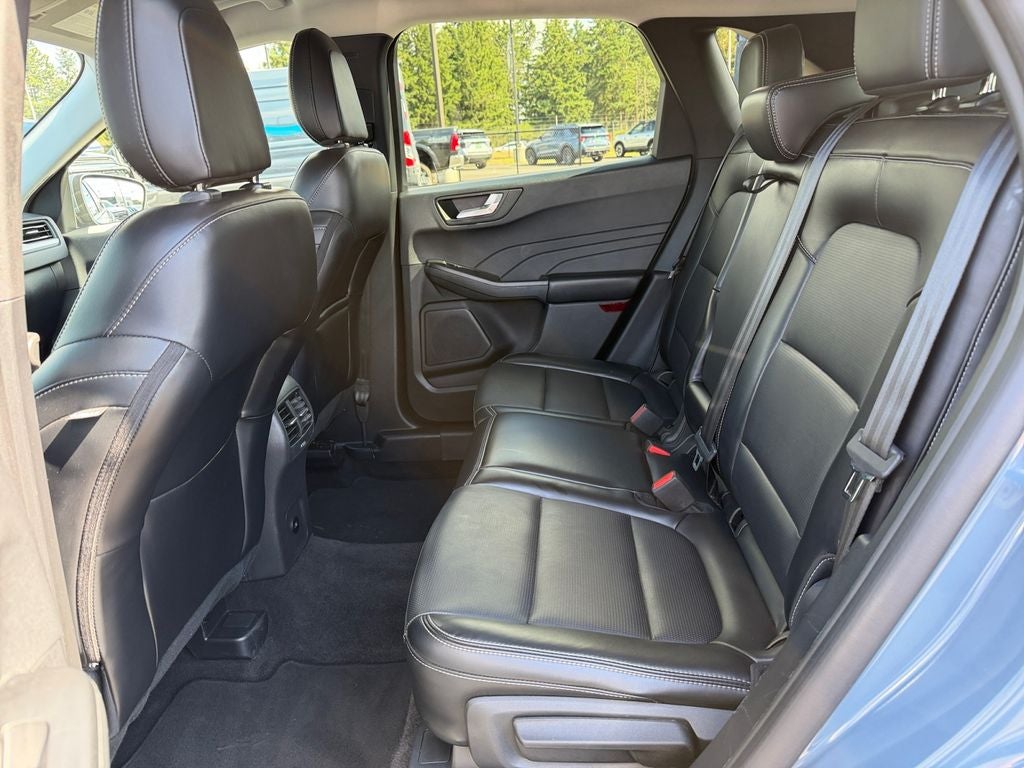 2025 Ford Escape Platinum