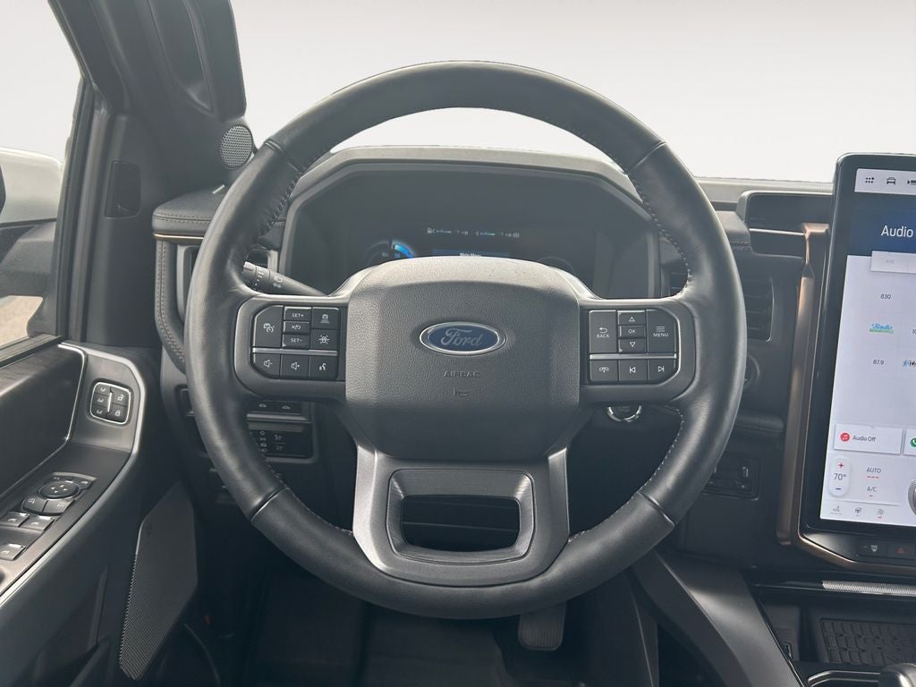 2023 Ford F-150 Lightning Lariat