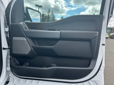 2023 Ford F-150 Lightning Lariat