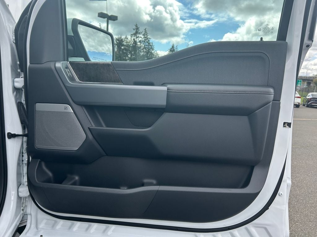 2023 Ford F-150 Lightning Lariat