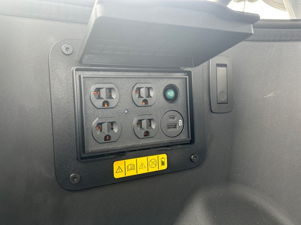 2023 Ford F-150 Lightning Lariat
