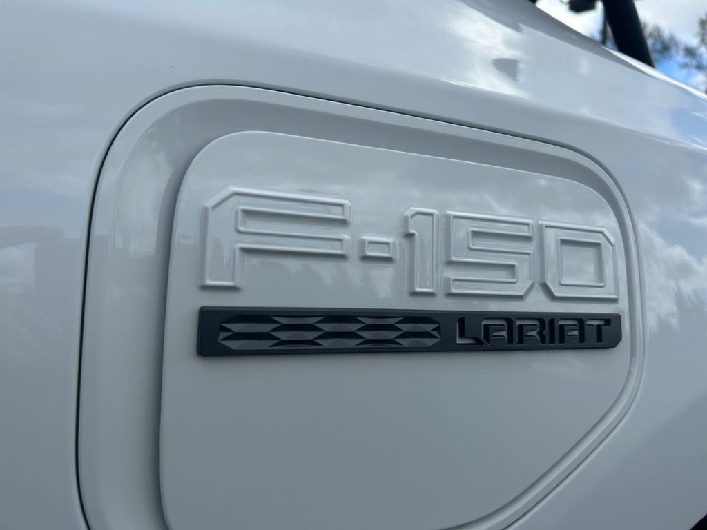 2023 Ford F-150 Lightning Lariat