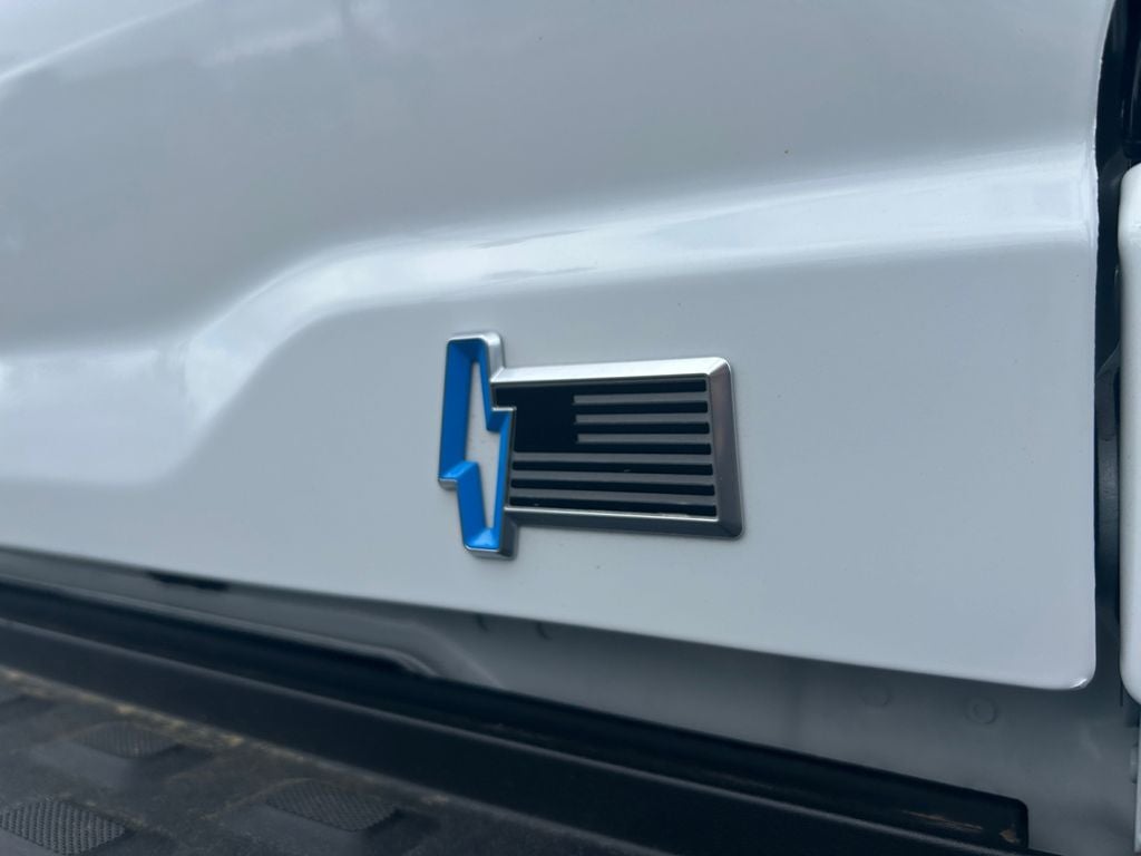 2023 Ford F-150 Lightning Lariat
