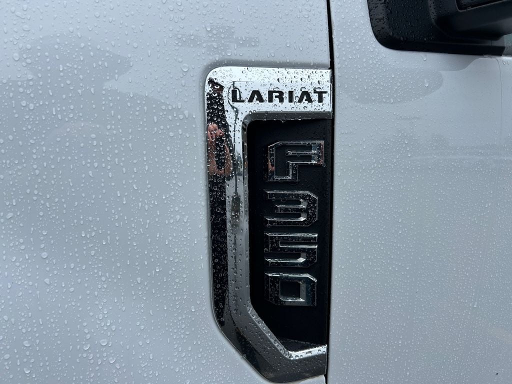 2022 Ford F-350SD Lariat