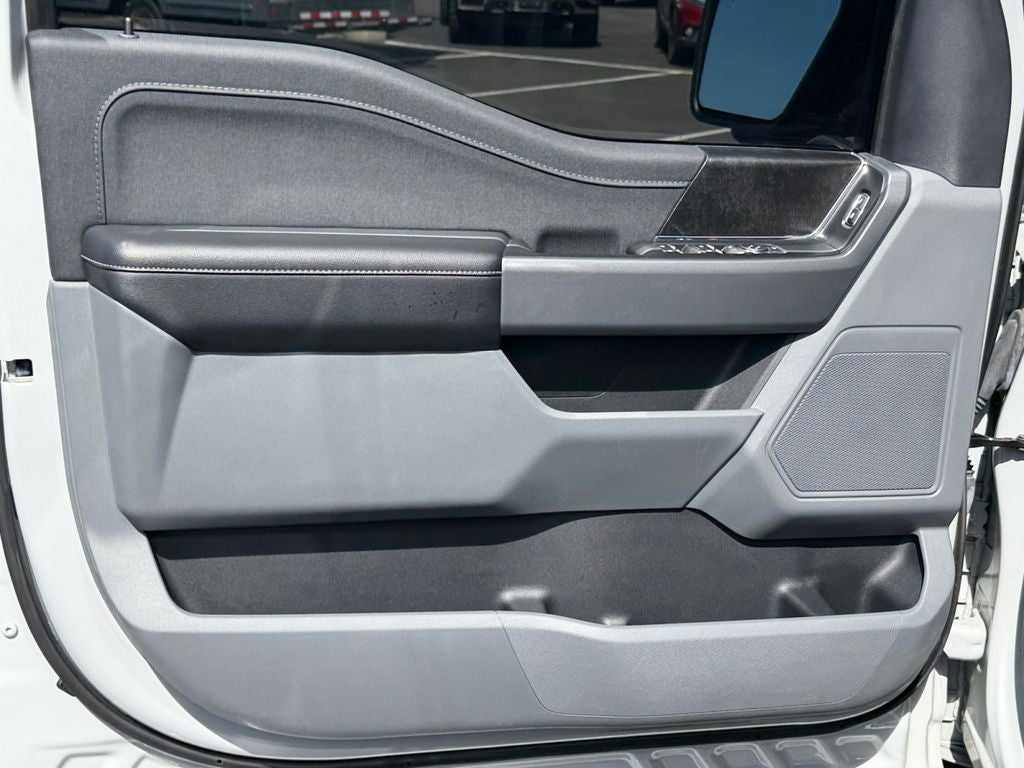 2024 Ford F-150 Lightning XLT