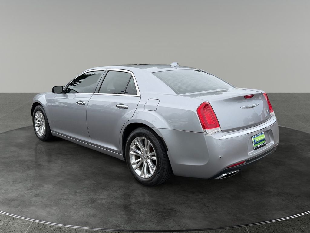 2016 Chrysler 300 C