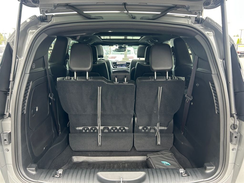 2025 Chrysler Pacifica Hybrid Select Premium S Appearance