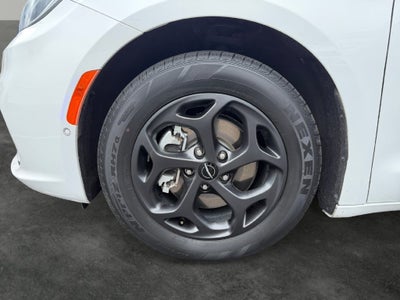 2023 Chrysler Pacifica Hybrid Limited