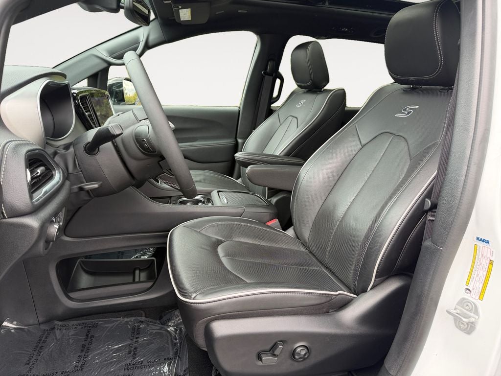 2023 Chrysler Pacifica Hybrid Limited