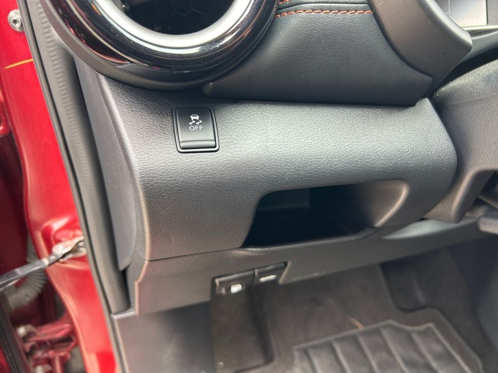 2019 Nissan Kicks SR