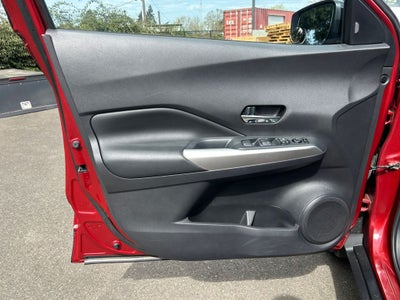 2019 Nissan Kicks SR