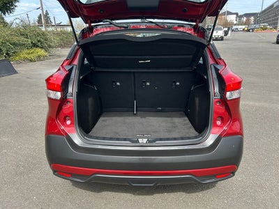 2019 Nissan Kicks SR