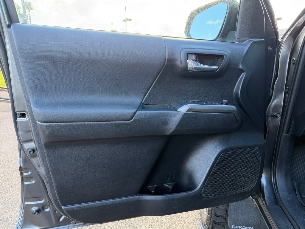 2018 Toyota Tacoma TRD Off-Road V6