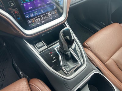 2022 Subaru Outback Touring XT