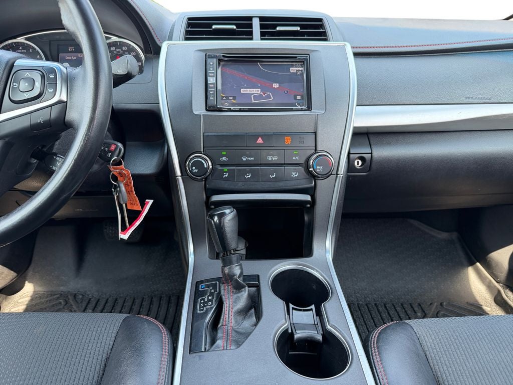 2016 Toyota Camry SE