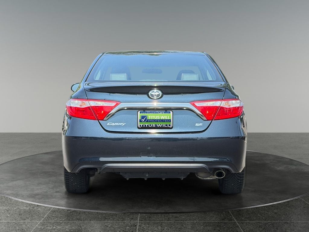 2016 Toyota Camry SE