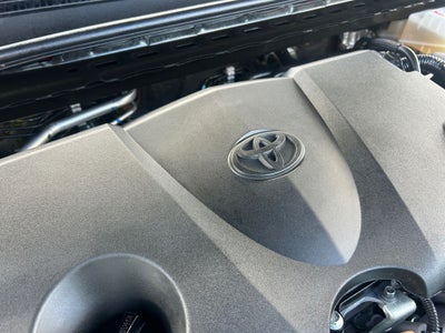 2020 Toyota Camry Hybrid XLE