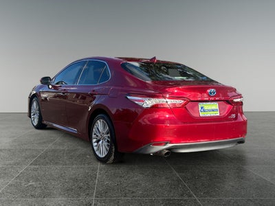 2020 Toyota Camry Hybrid XLE