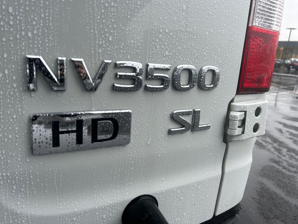 2014 Nissan NV Passenger SL