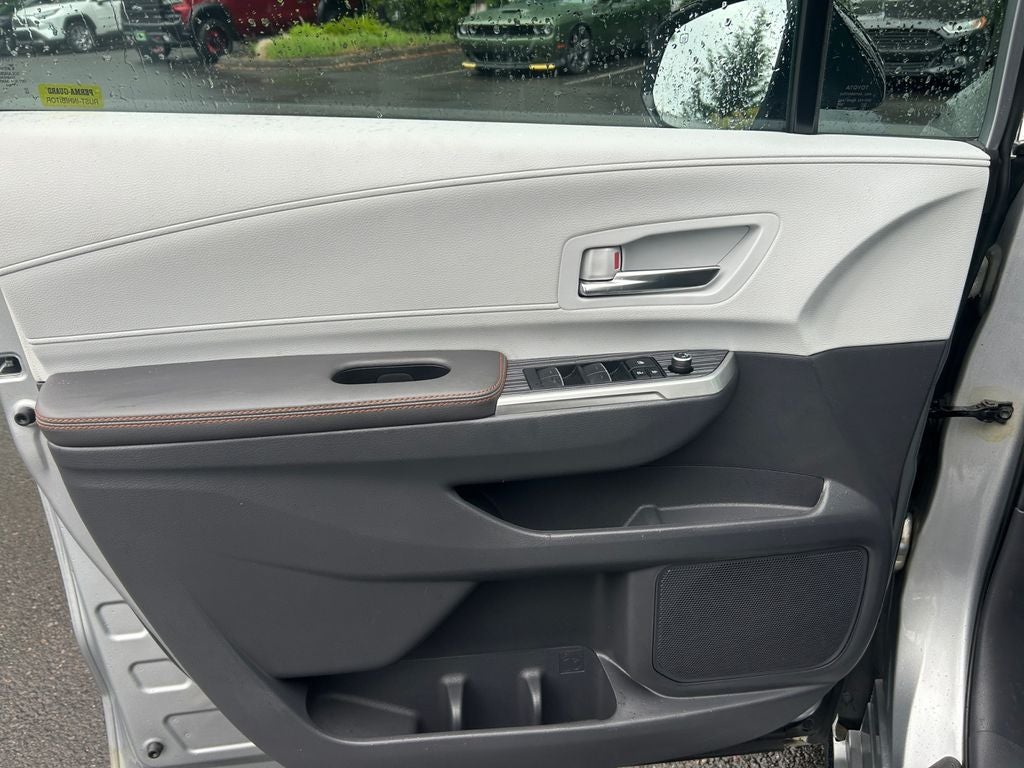 2024 Toyota Sienna XSE 7 Passenger