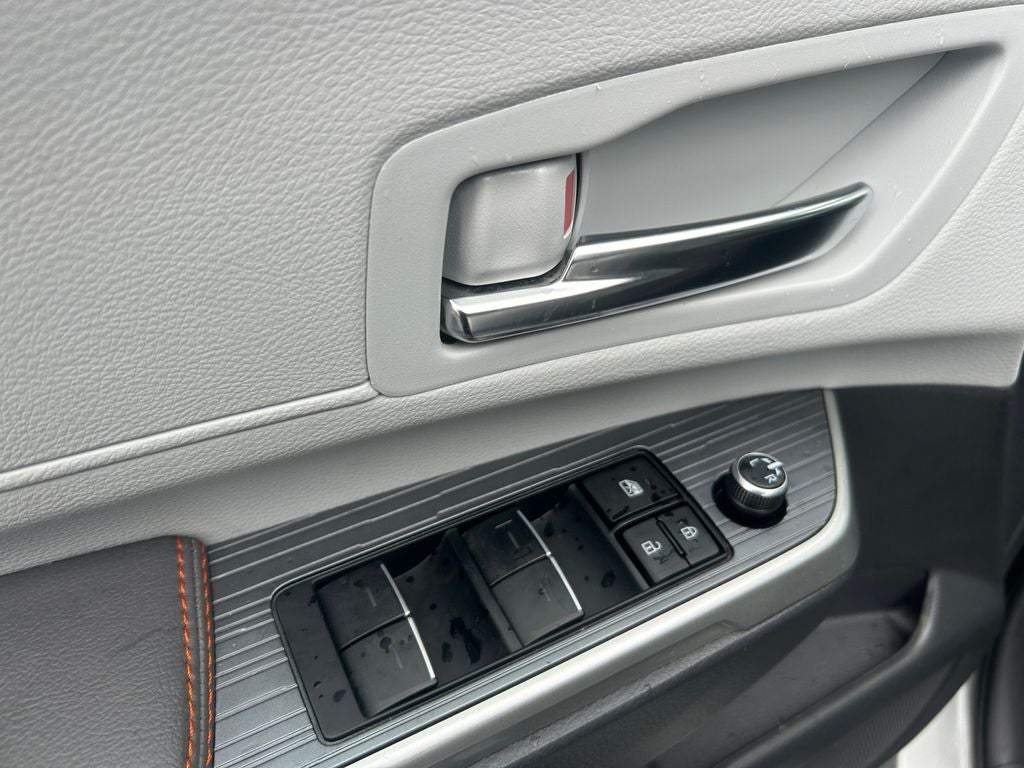2024 Toyota Sienna XSE 7 Passenger