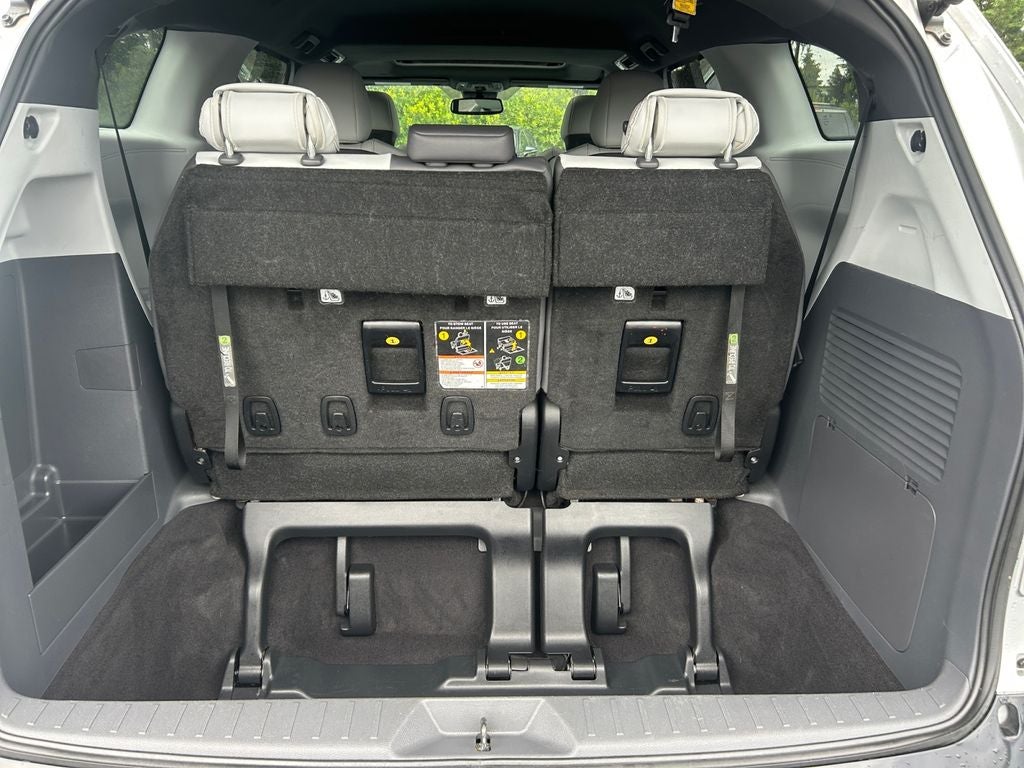 2024 Toyota Sienna XSE 7 Passenger