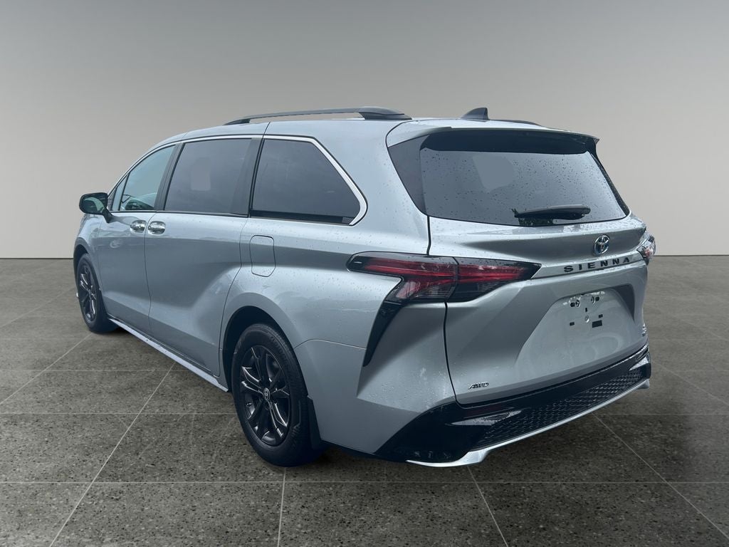 2024 Toyota Sienna XSE 7 Passenger