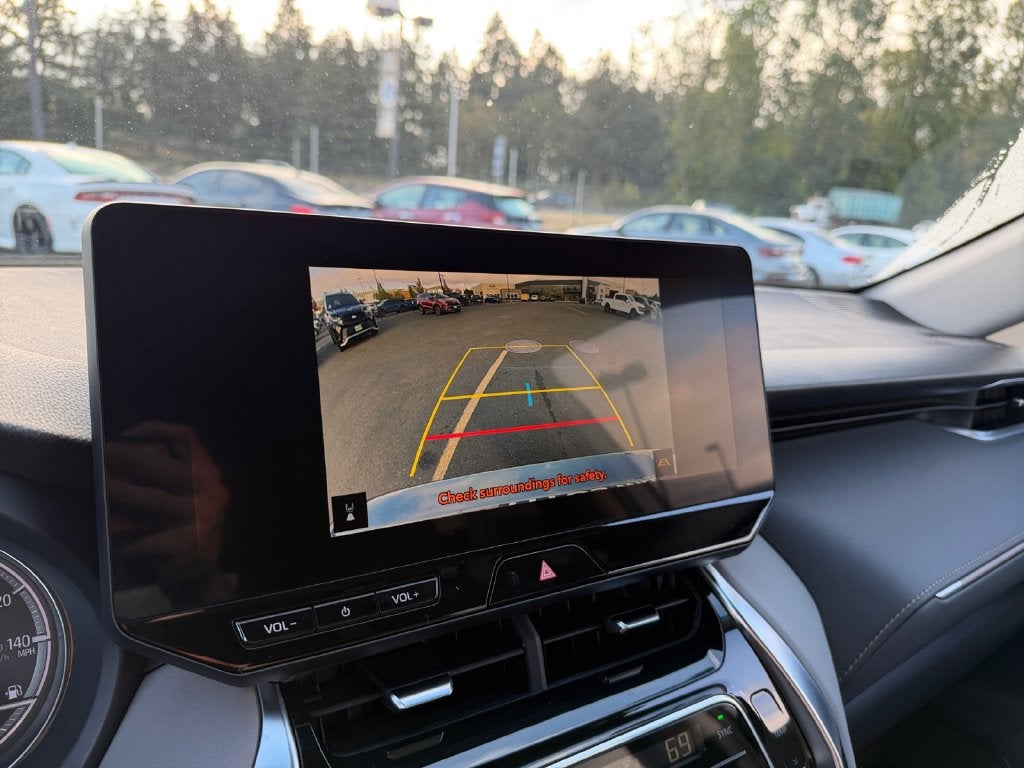 2024 Toyota Venza XLE