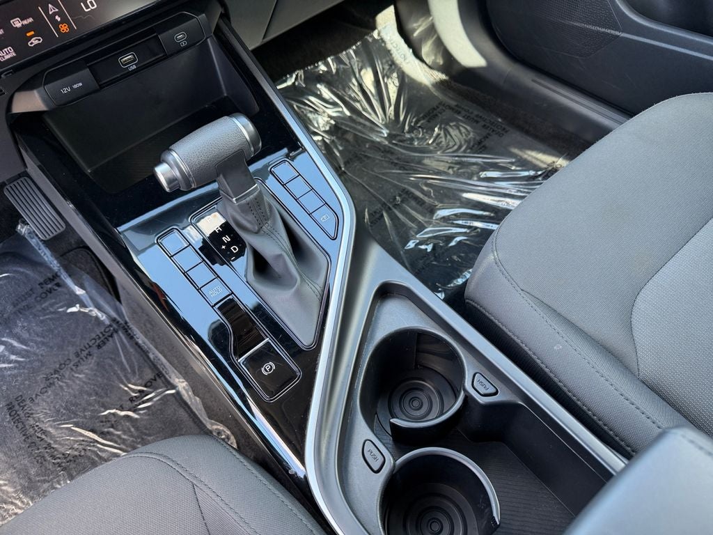 2025 Kia Niro LX
