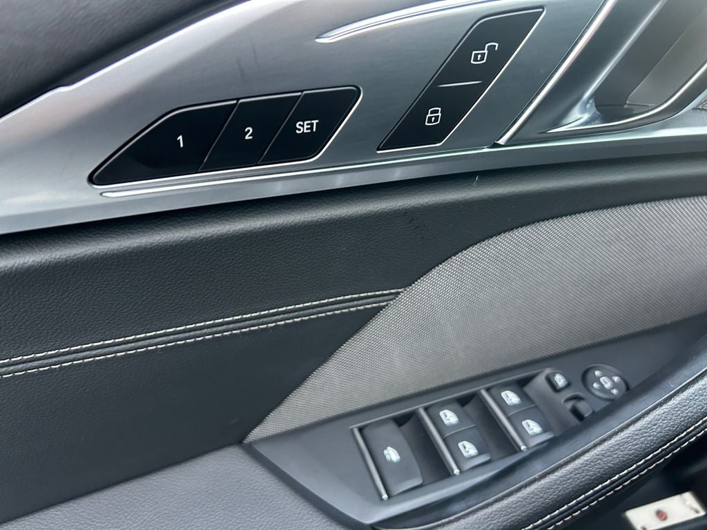 2020 BMW 8 Series 840i