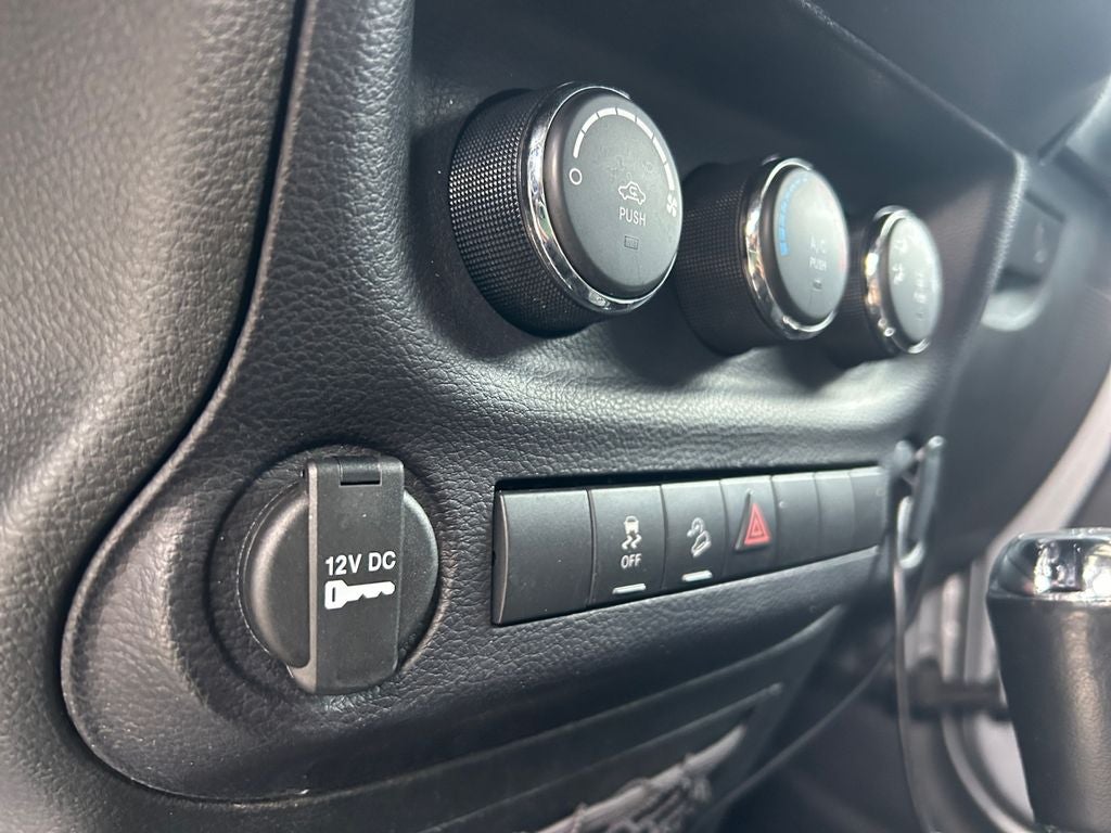 2016 Jeep Wrangler Sport
