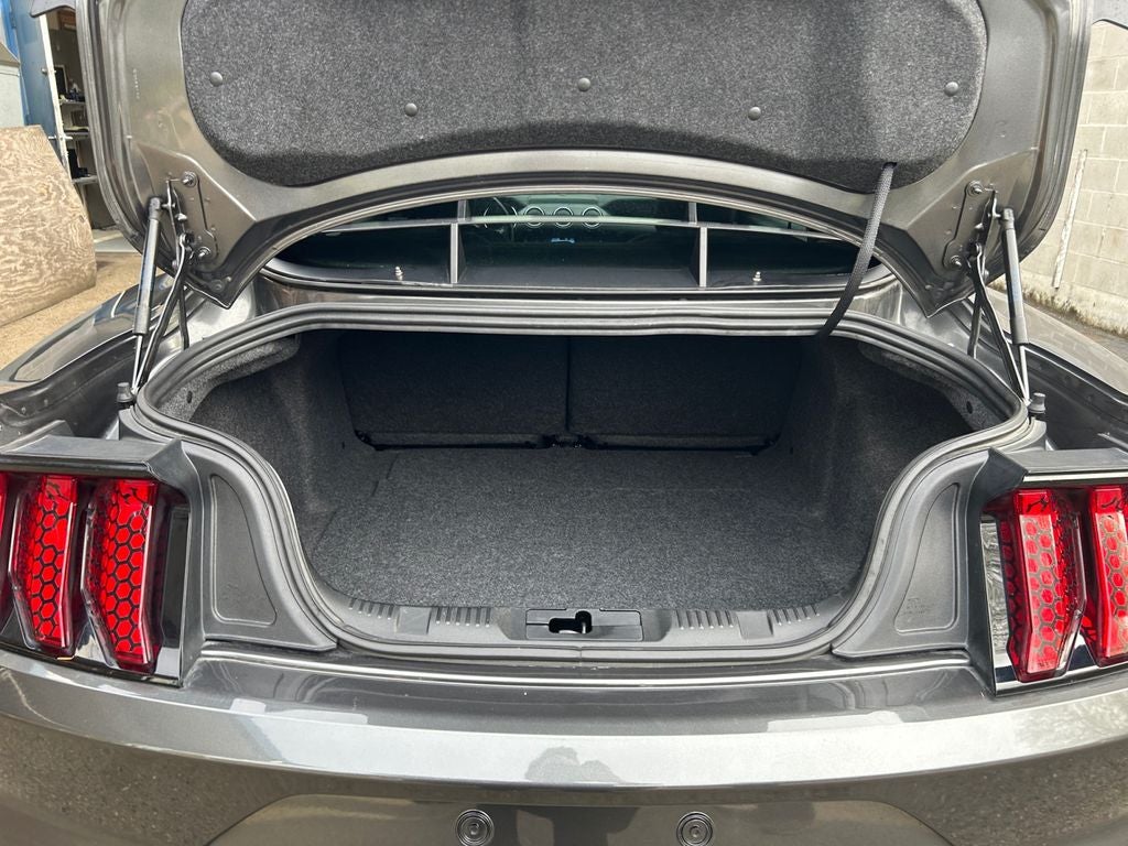 2020 Ford Mustang EcoBoost