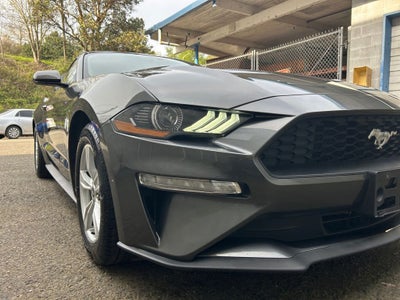 2020 Ford Mustang EcoBoost