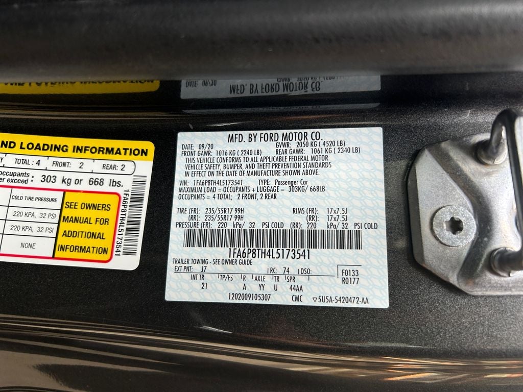 2020 Ford Mustang EcoBoost