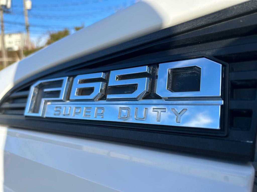 2023 Ford F-650SD Base