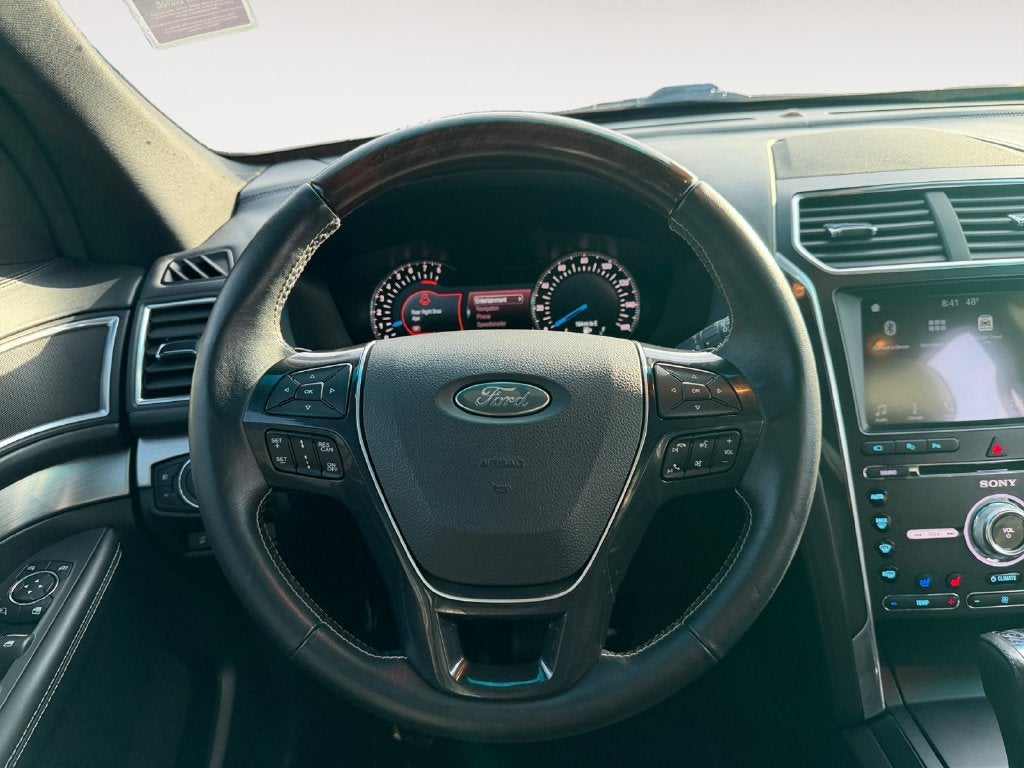 2017 Ford Explorer Platinum