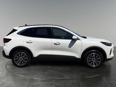 2025 Ford Escape Plug-In Hybrid Base