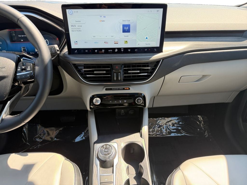 2025 Ford Escape Plug-In Hybrid Base