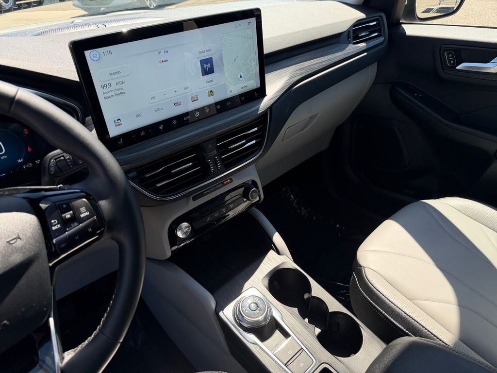 2025 Ford Escape Plug-In Hybrid Base