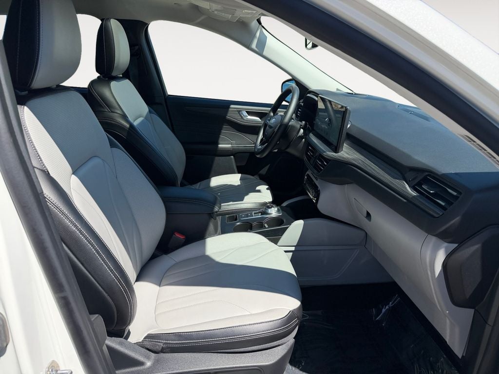 2025 Ford Escape Plug-In Hybrid Base
