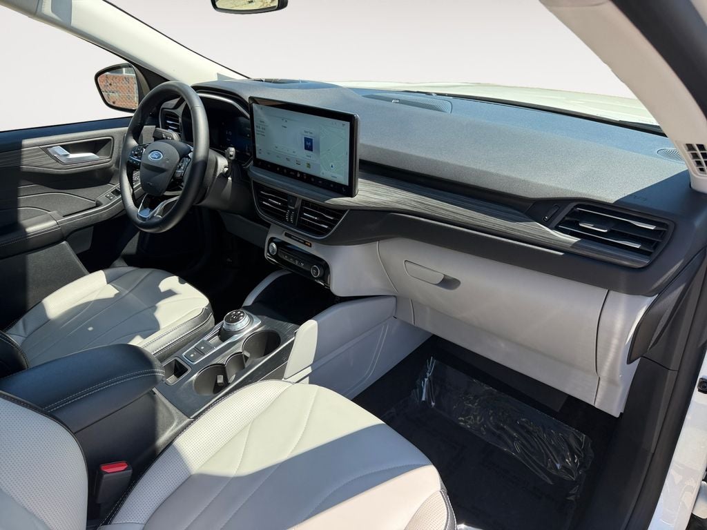 2025 Ford Escape Plug-In Hybrid Base