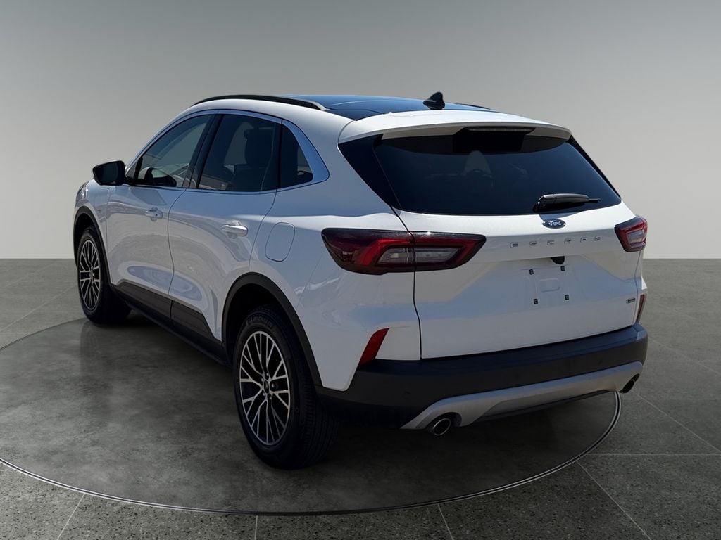 2025 Ford Escape Plug-In Hybrid Base