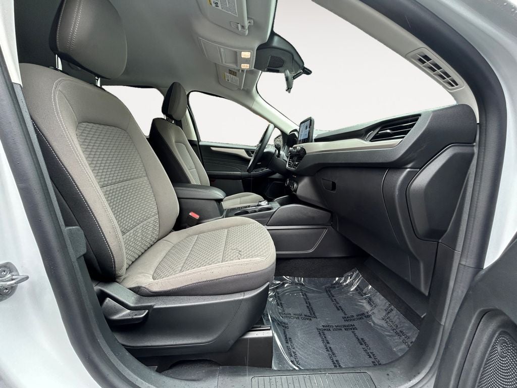 2022 Ford Escape Hybrid SE