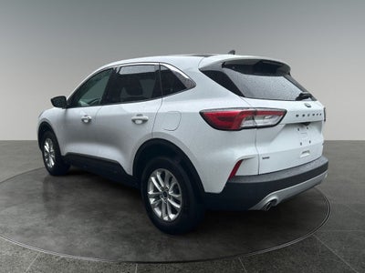 2022 Ford Escape Hybrid SE