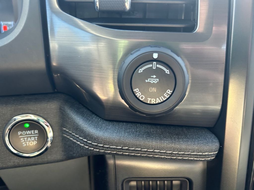 2024 Ford F-150 Lightning Flash